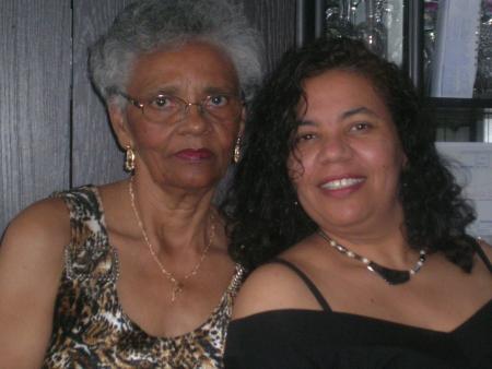 MA MERE ET SA MERE